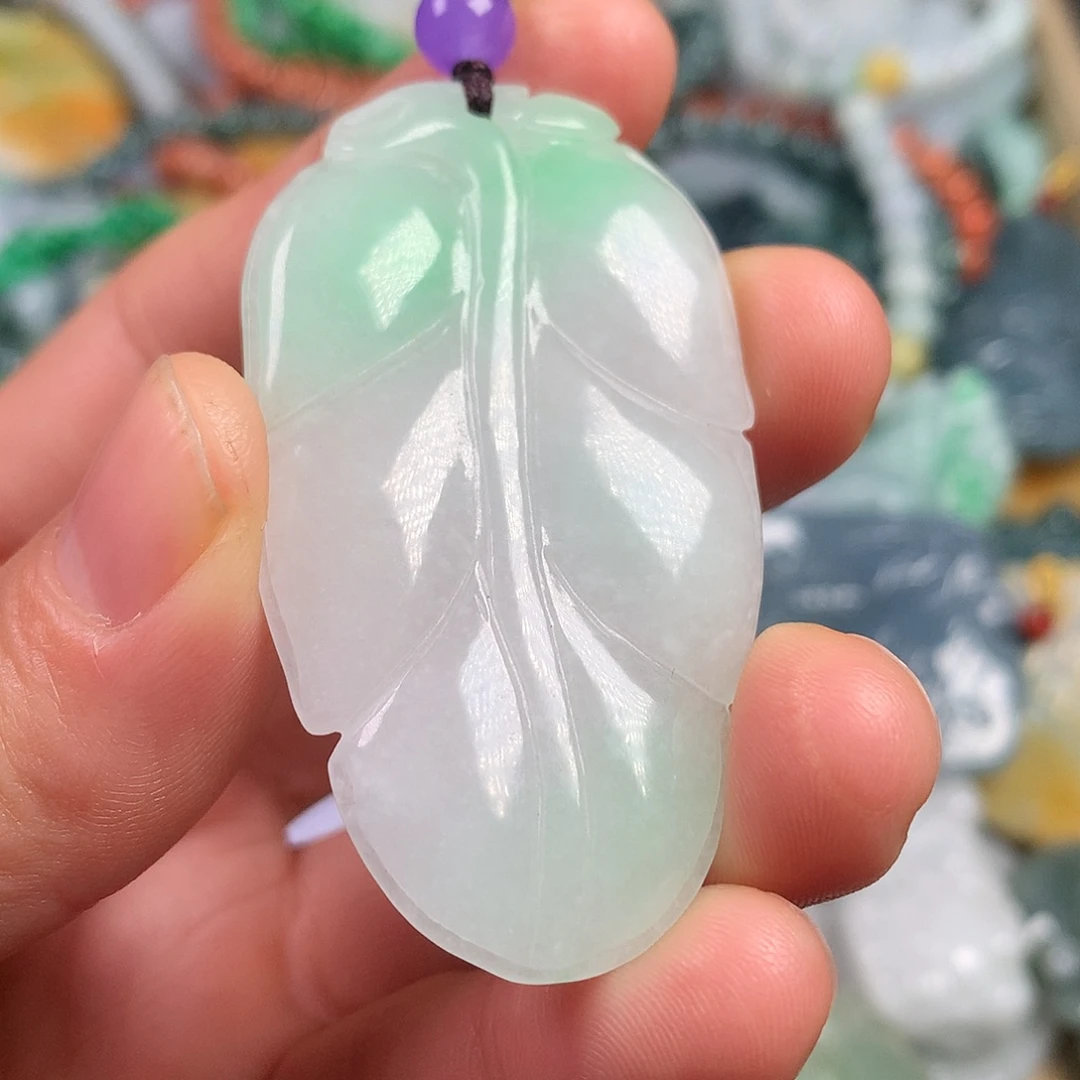 翡翠未镶嵌颈饰天然翡翠