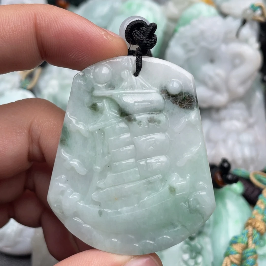 翡翠未镶嵌吊坠(不含链)