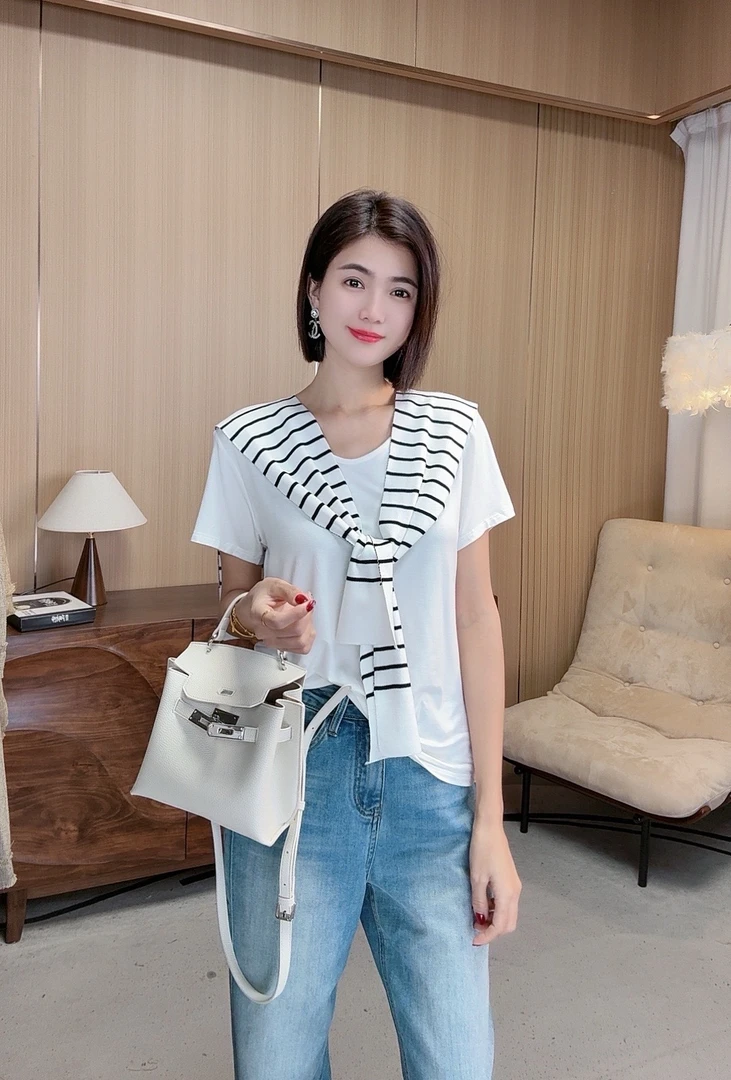 V领纯色舒适百搭短袖面膜T女80644