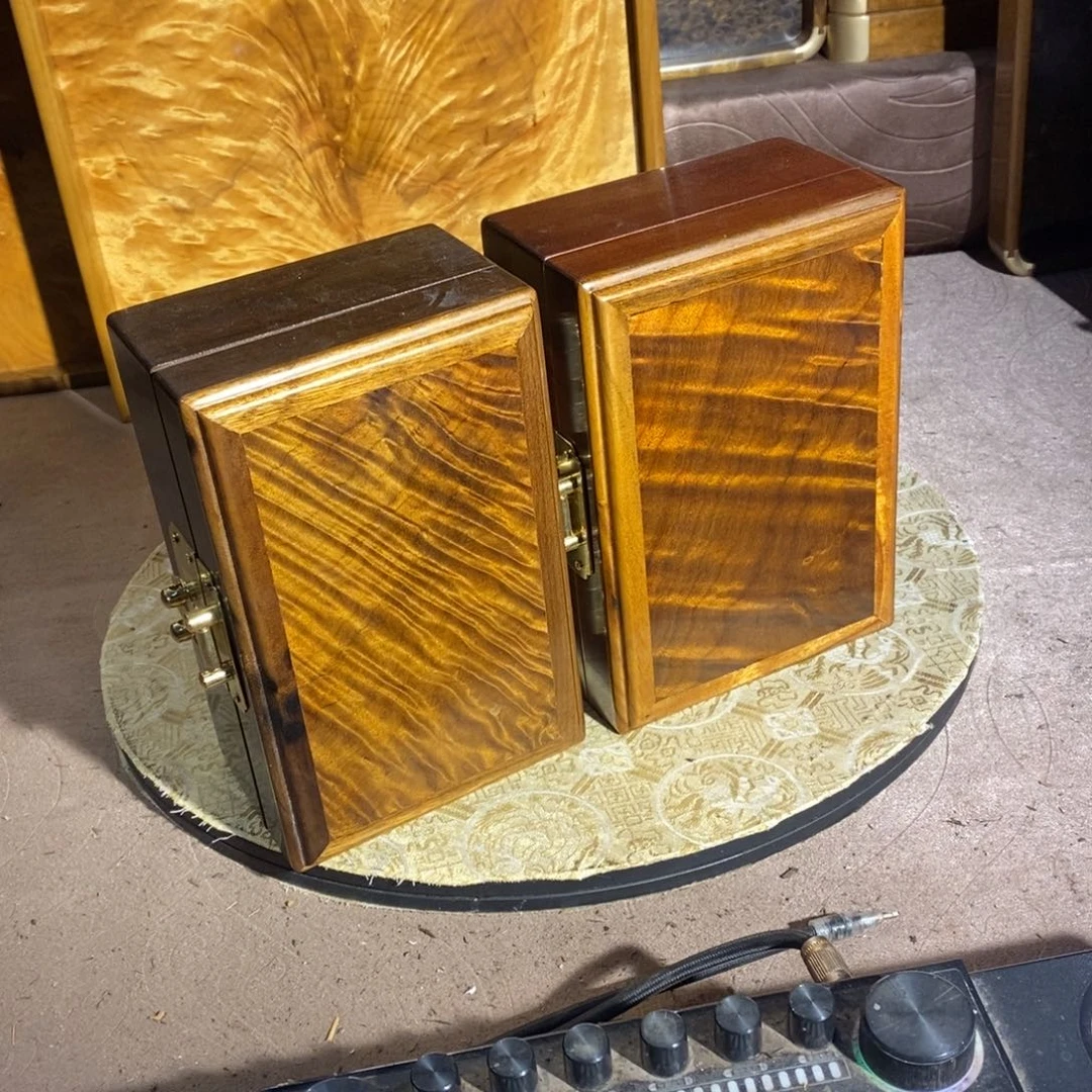 金丝楠张*金丝楠木工艺品