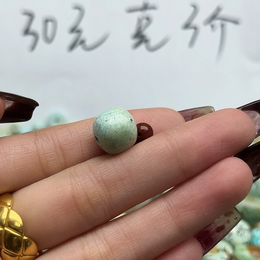 南红玛瑙未镶嵌珠宝奇石