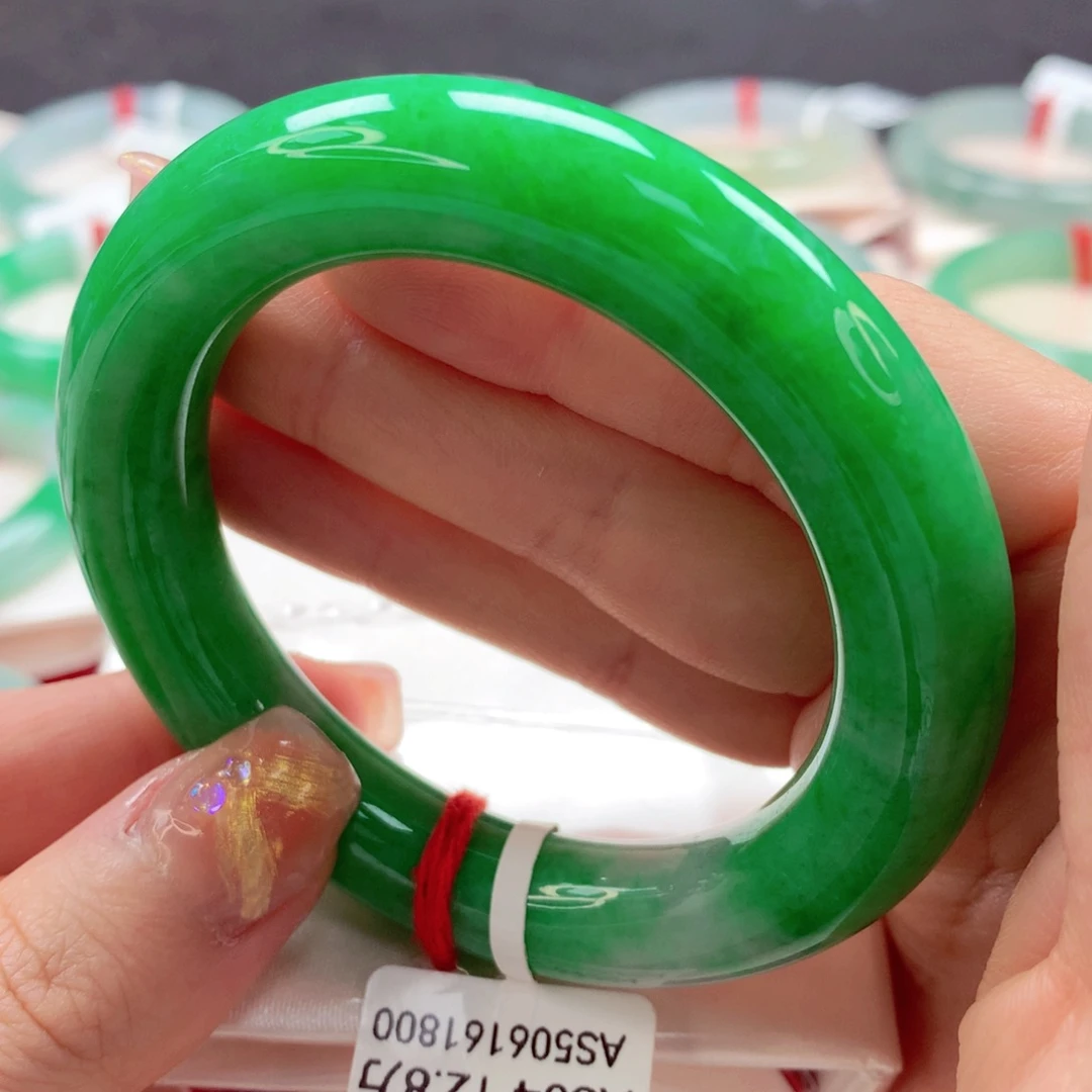 翡翠手镯未镶嵌72号胖圆85