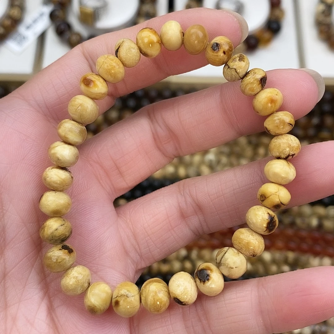 琥珀未镶嵌裸石琥珀7