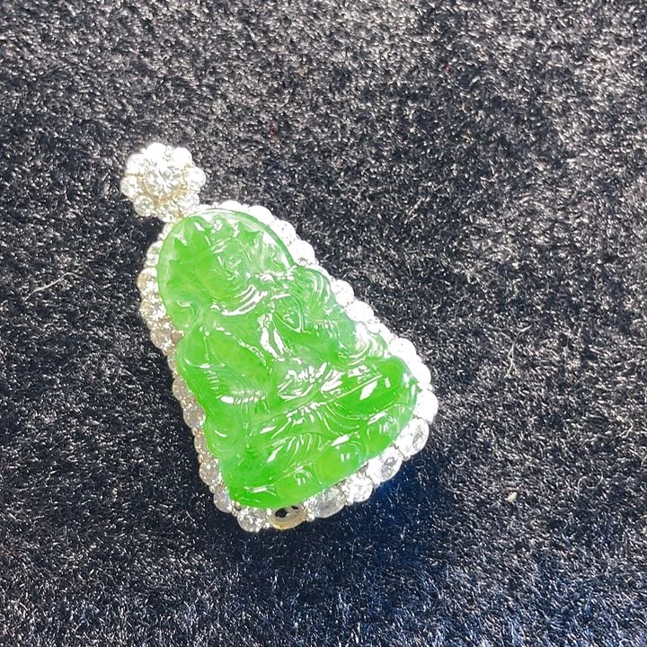 翡翠颈饰未镶嵌11，