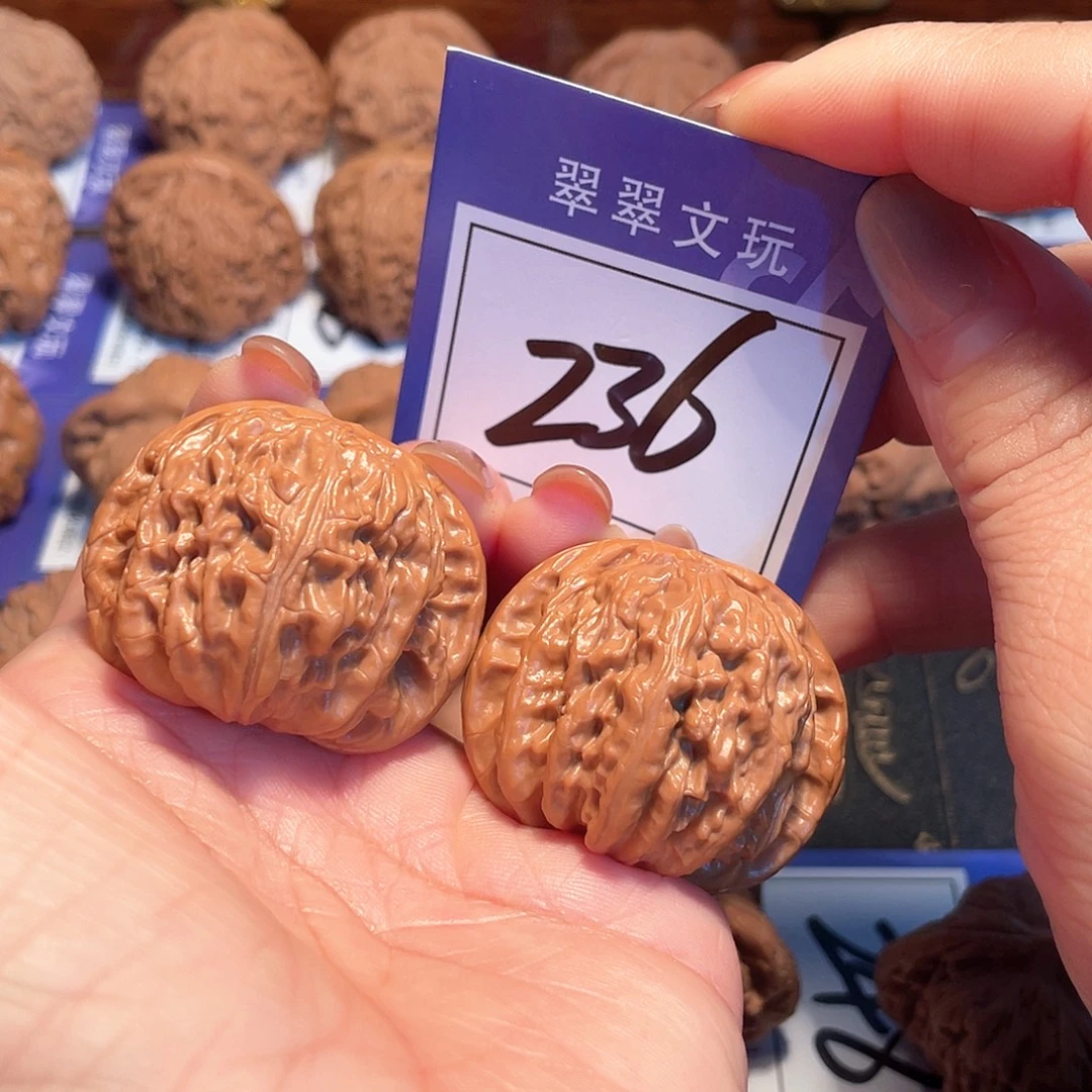 无***心把件桃核236号白狮子4.0