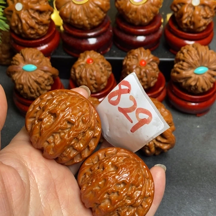 文玩核桃把件40白狮子829