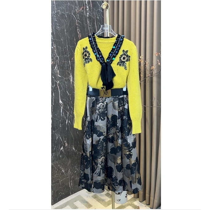 芙娜妮轻奢优雅重工提花秋季衬衣设计感小众两件套女装F2432550