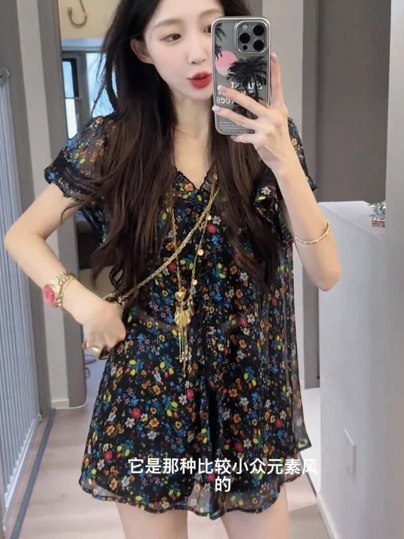 法式碎花衬衫女士2025新款轻奢高级感黑色衬衣独特漂亮气质上衣女