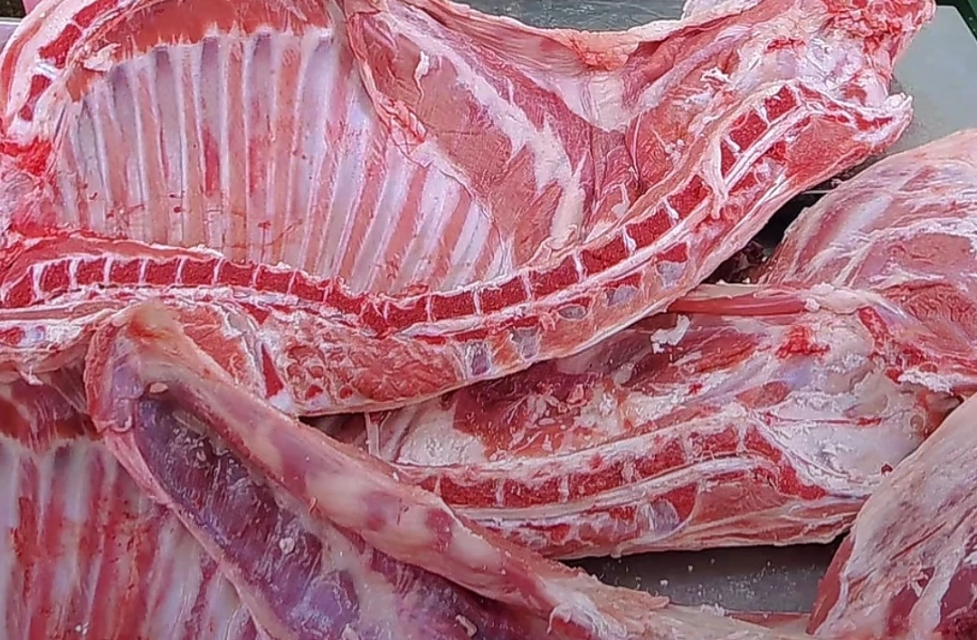 农家跑山带骨山羊（现称重）