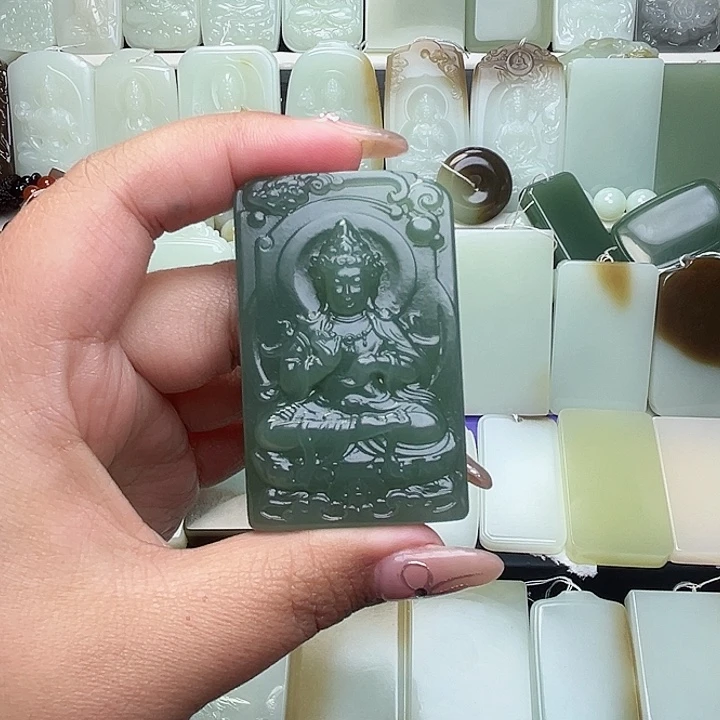 颈饰未镶嵌和田玉