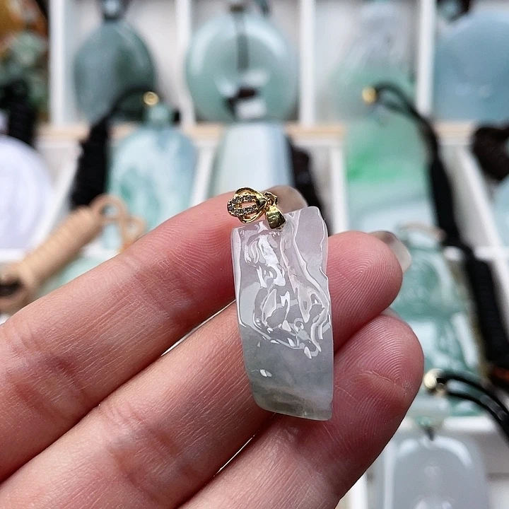 翡翠颈饰银S925镶嵌8695578888