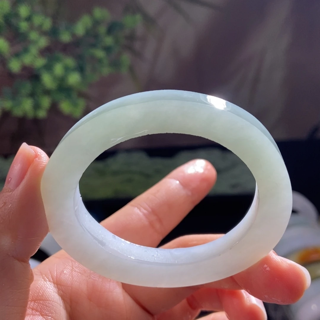定制翡翠未镶嵌翡翠吊坠