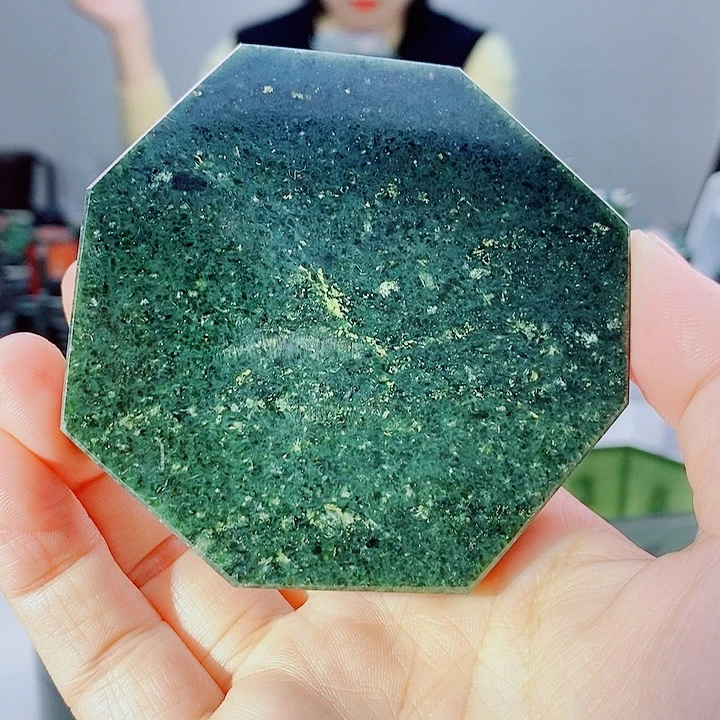 和田玉（青玉）未镶嵌把件