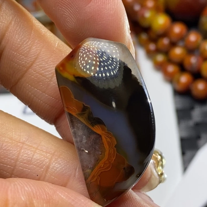 玛瑙/玉髓颈饰未镶嵌