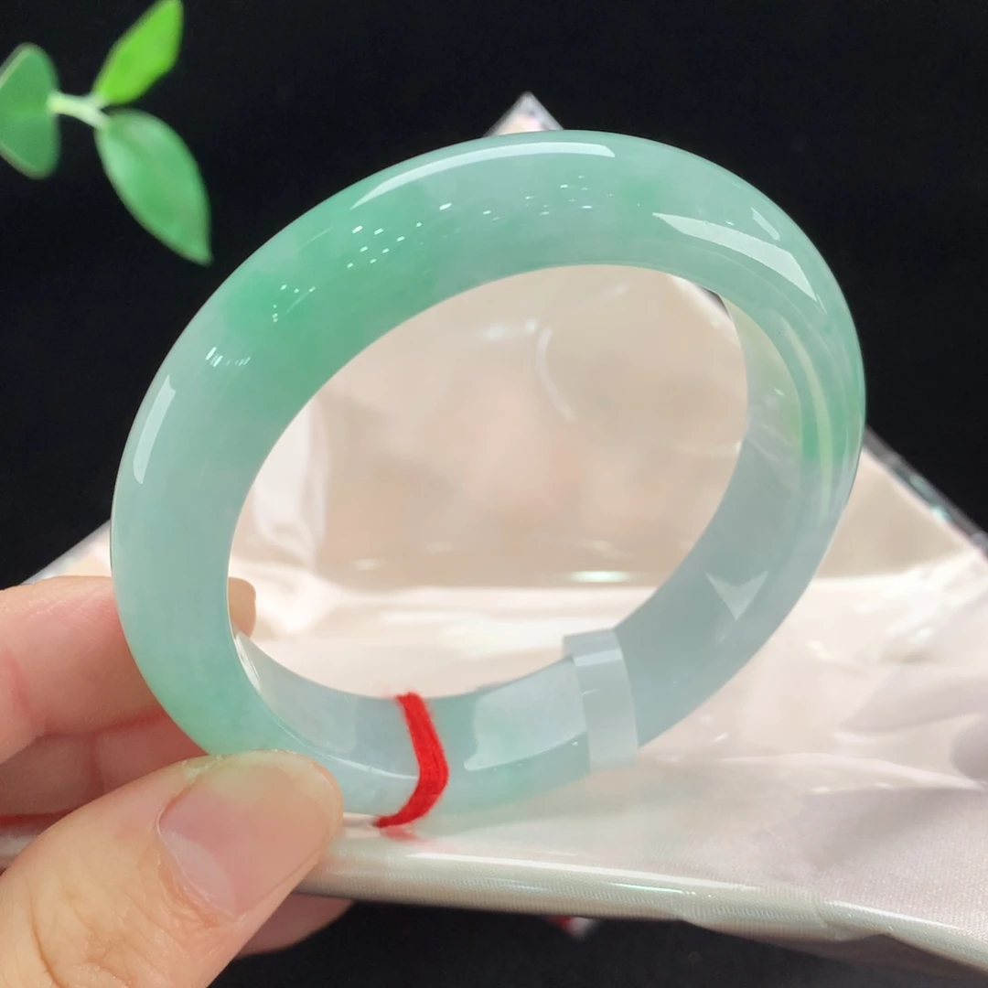 翡翠未镶嵌手镯0307