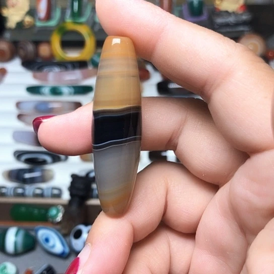 未镶嵌颈饰玛瑙/玉髓