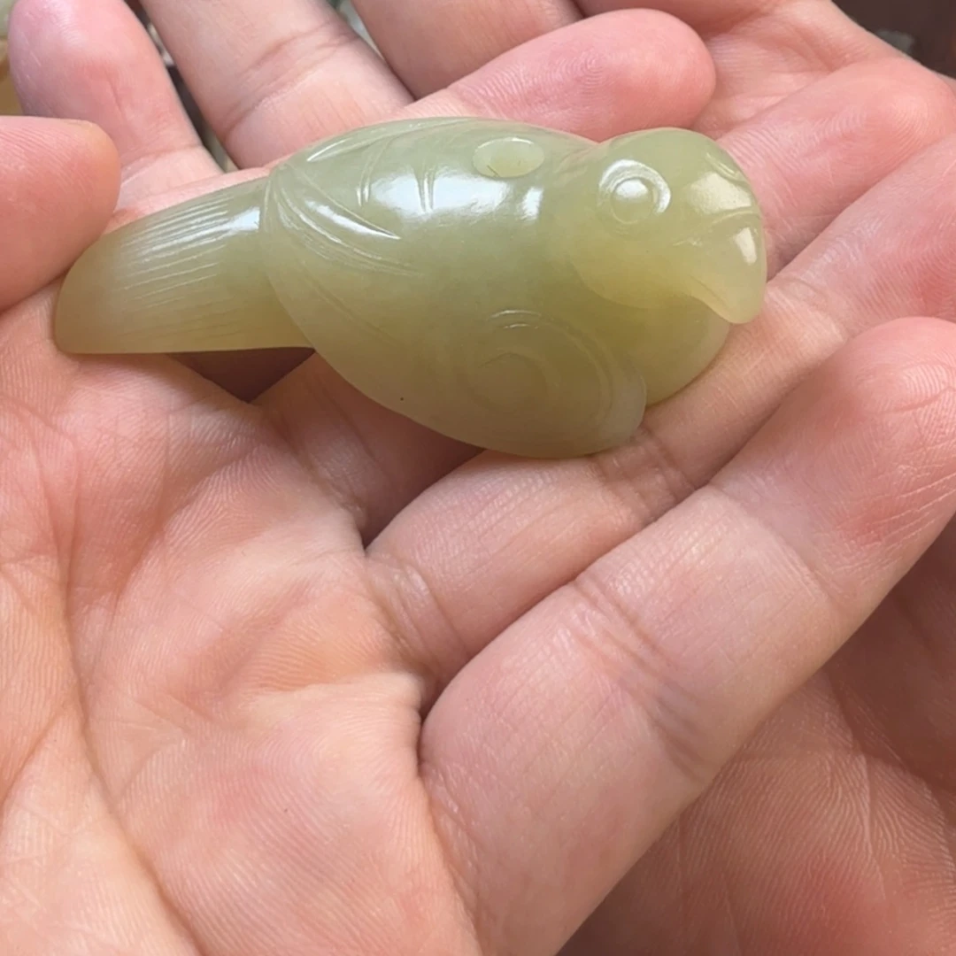 陈***好和田玉（黄玉）未镶嵌吊坠(不含链)