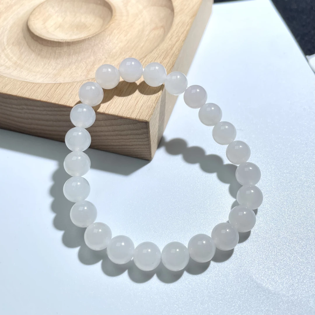 冰底和田玉8mm手串   KT24102601