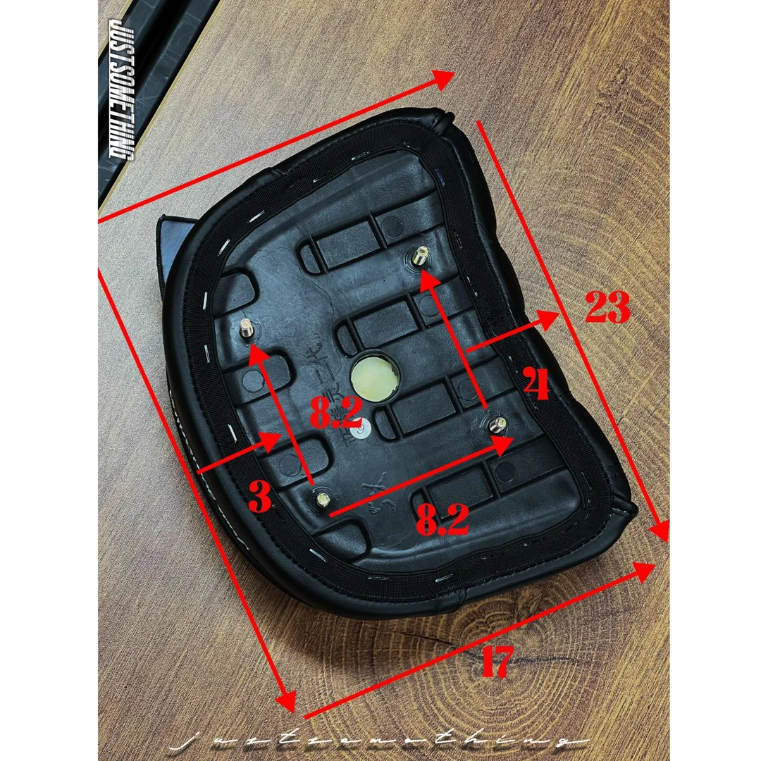 Justsomething后座小馒头