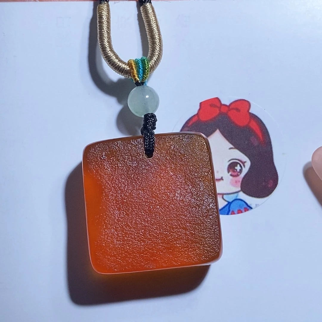 未镶嵌琥珀珠宝奇石