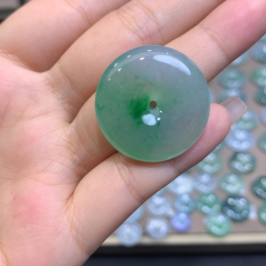 翡翠未镶嵌颈饰平安扣26.8^6.4