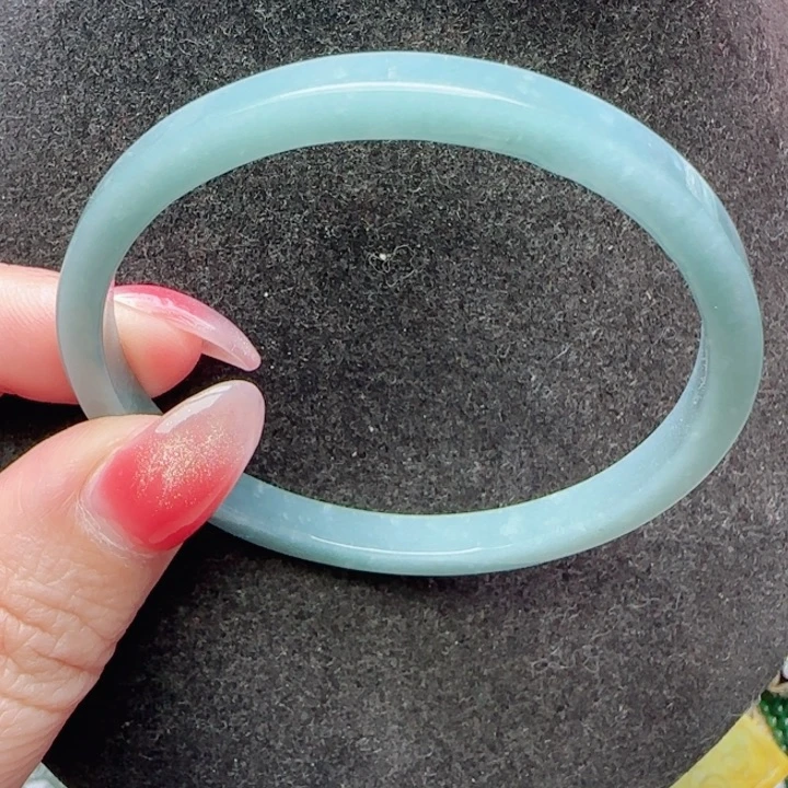 翡翠未镶嵌手镯天然A货94