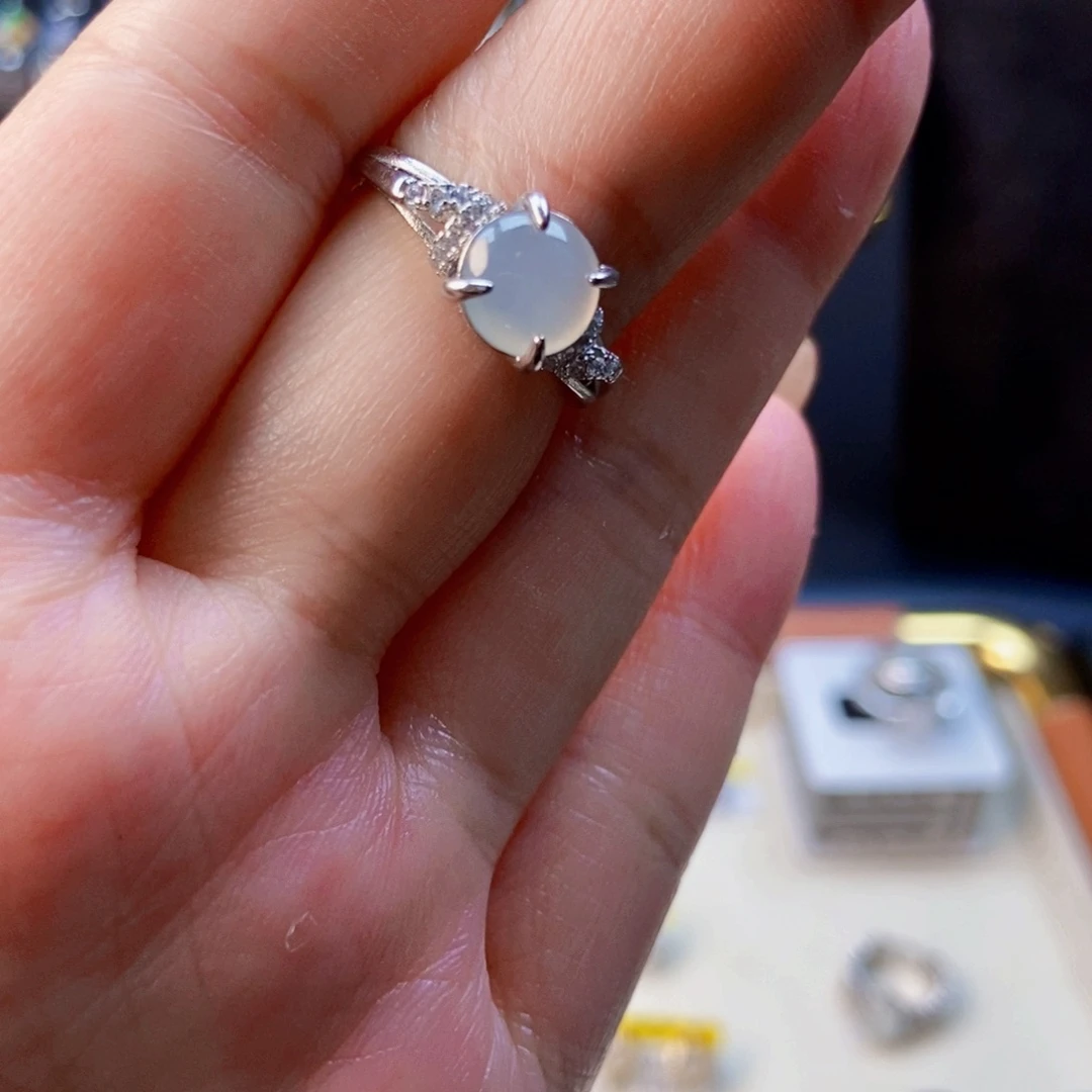 蔡***翡翠银S925镶嵌戒指蛋面