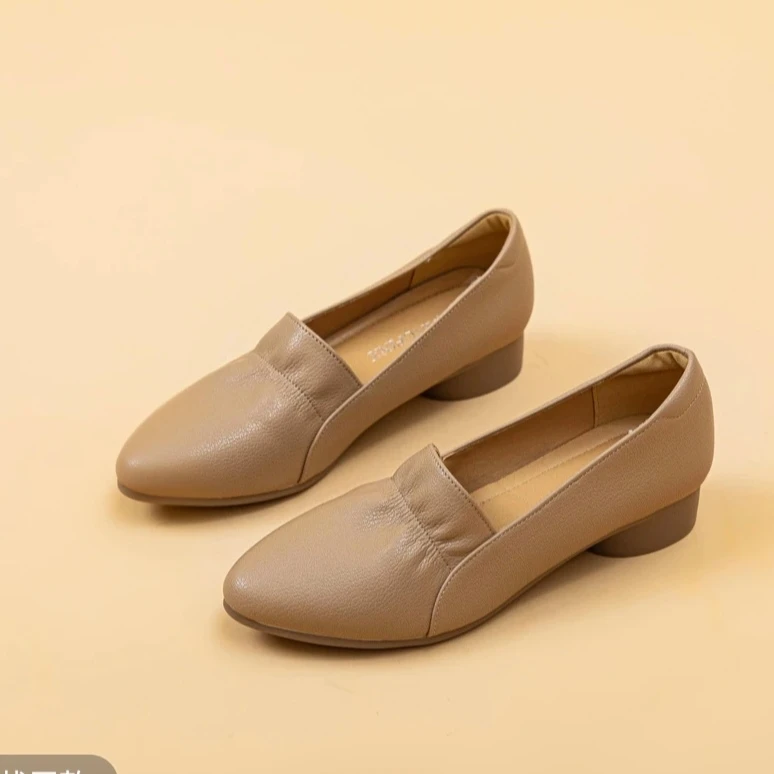 2025春季真皮中跟女鞋新款尖头系带英伦时尚舒适防滑软底粗跟单