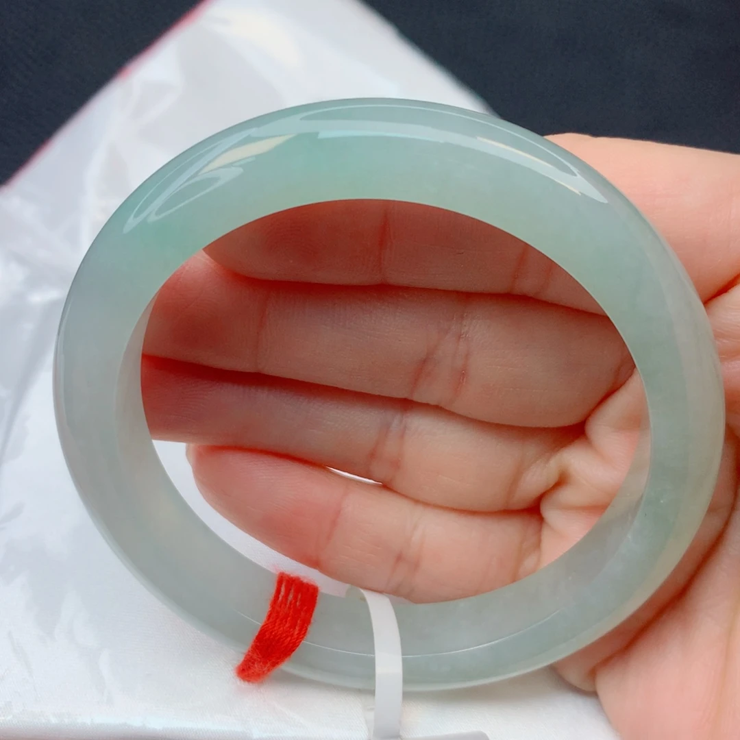 翡翠未镶嵌手镯54-55糯冰满绿