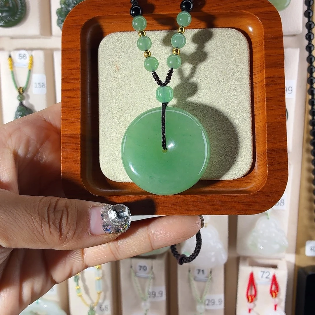 ***未镶嵌东陵石颈饰