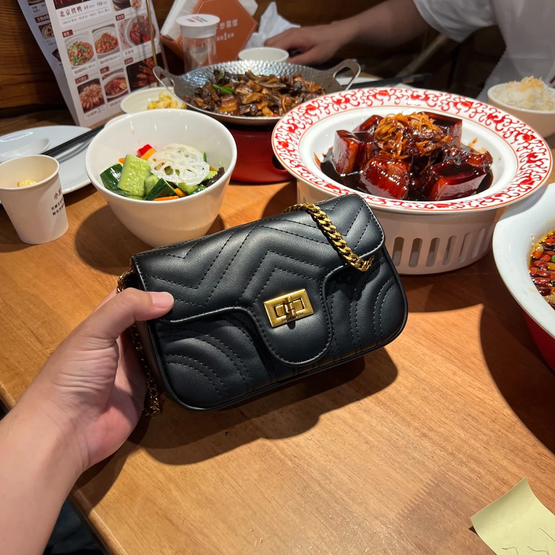 小包包女包2025新款潮时尚百搭单肩斜挎包纯色洋气小方包链条包