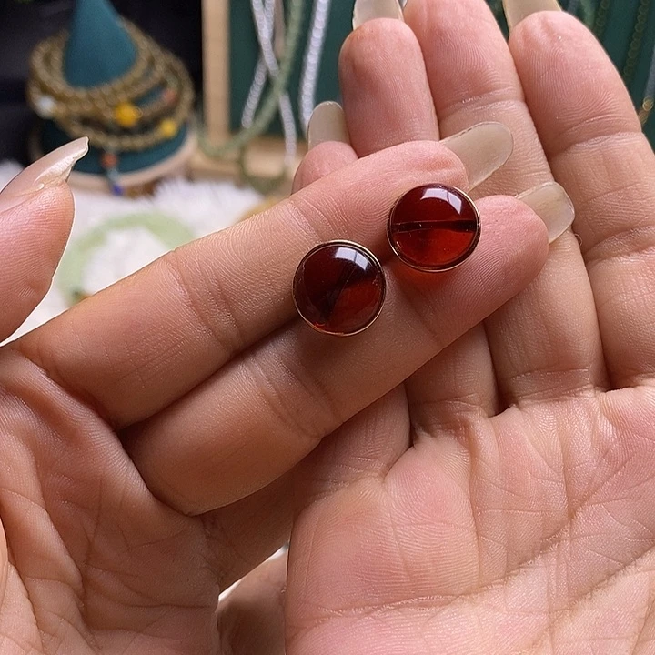 银S925镀金镶嵌琥珀耳饰血珀耳钉