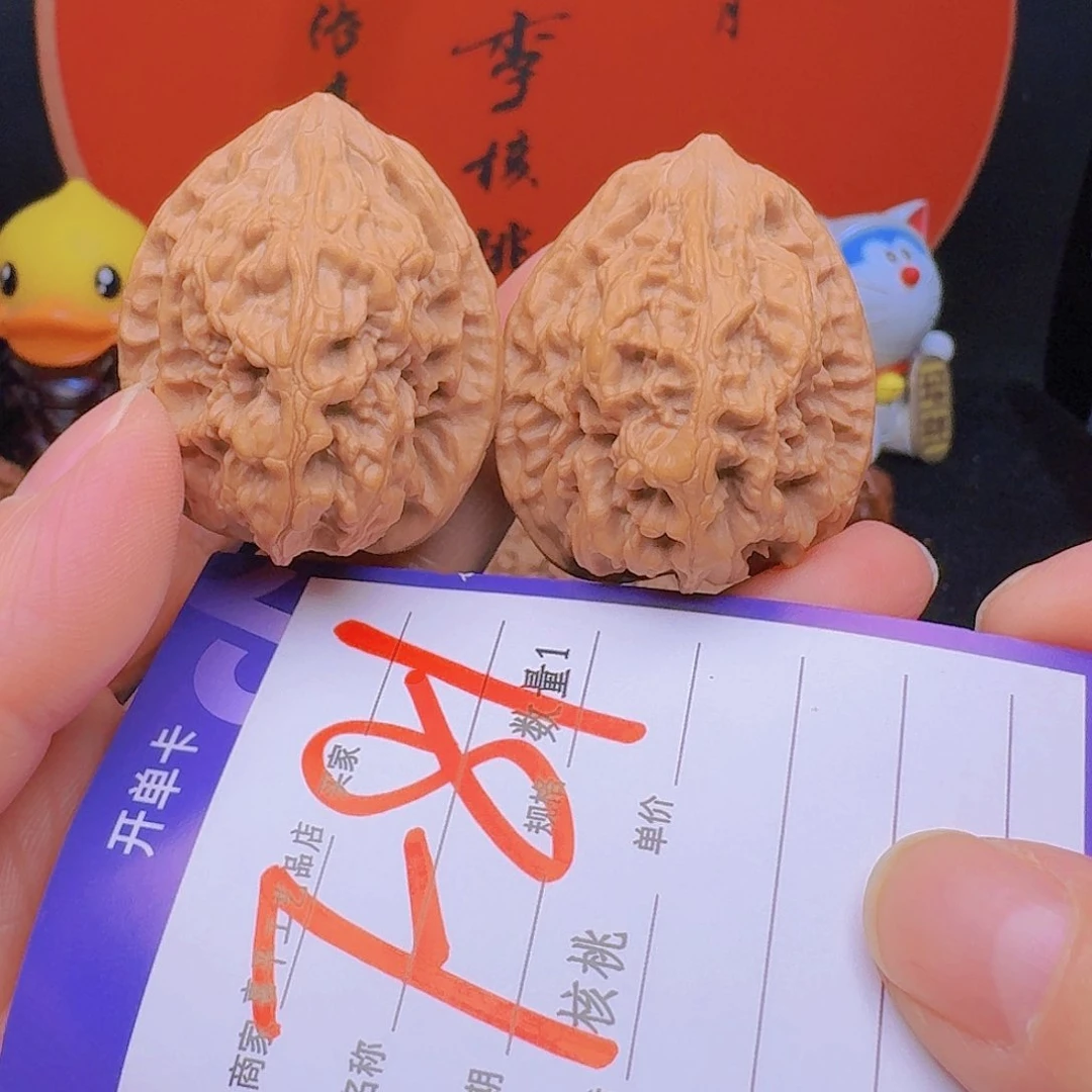 文玩核桃把件36虎头王