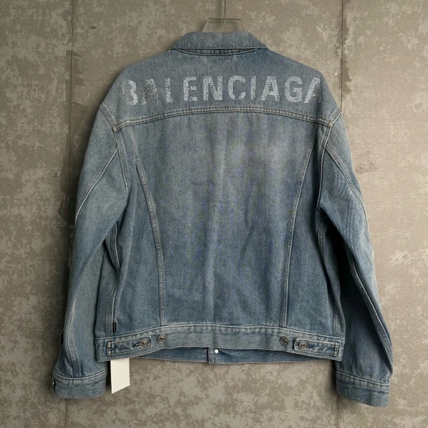 未使用 Balenciaga/巴黎世家 34/水洗做旧水钻牛仔外套/12529/JP