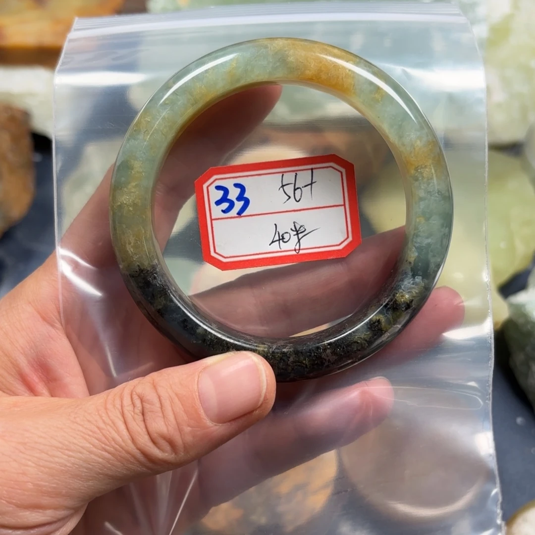 阳***7未镶嵌蛇纹石玉岫玉手镯