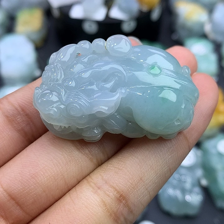 翡翠未镶嵌颈饰天然缅甸翡翠