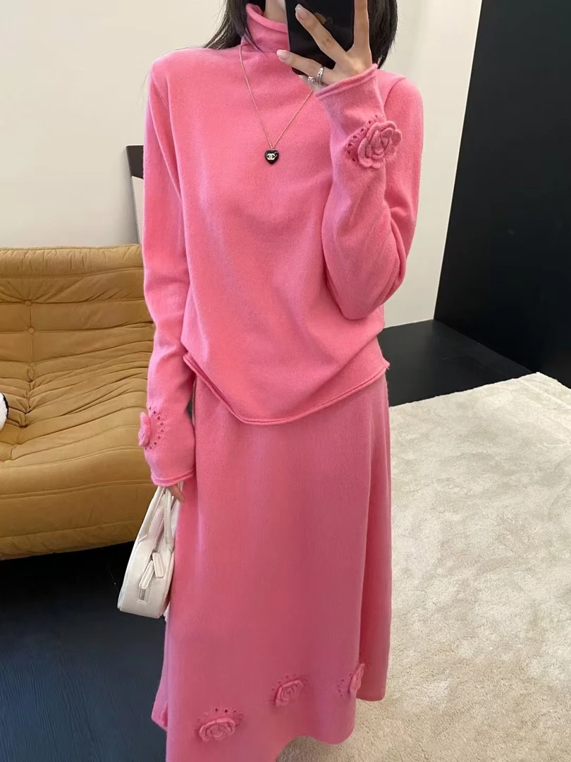 DC【研韵】秋冬长袖时尚显瘦纯色花朵上衣