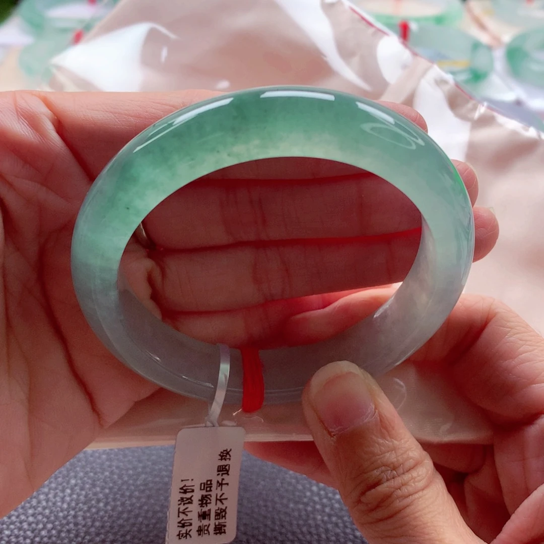 翡翠手镯未镶嵌嘻*?分单1A