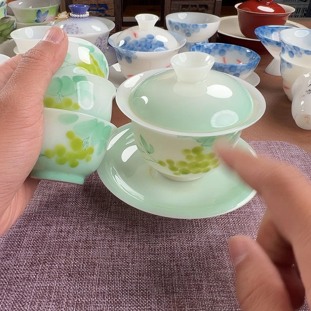 盖碗陶采用优质瓷土制作