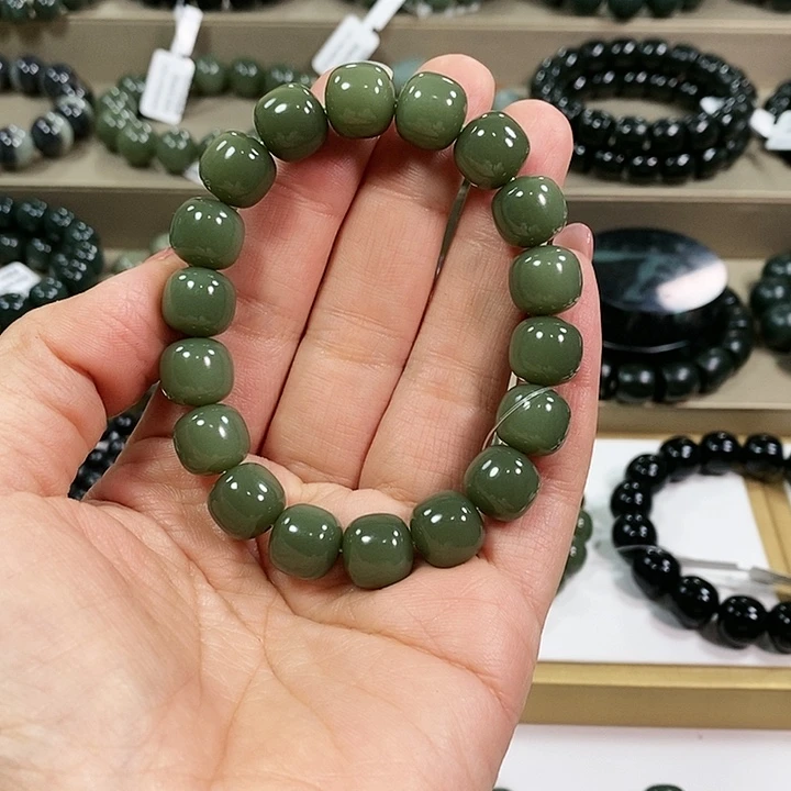 和田玉颈饰未镶嵌顺**然