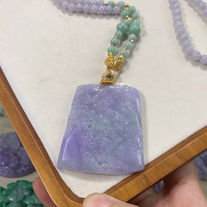 翡翠未镶嵌颈饰翡翠吊坠