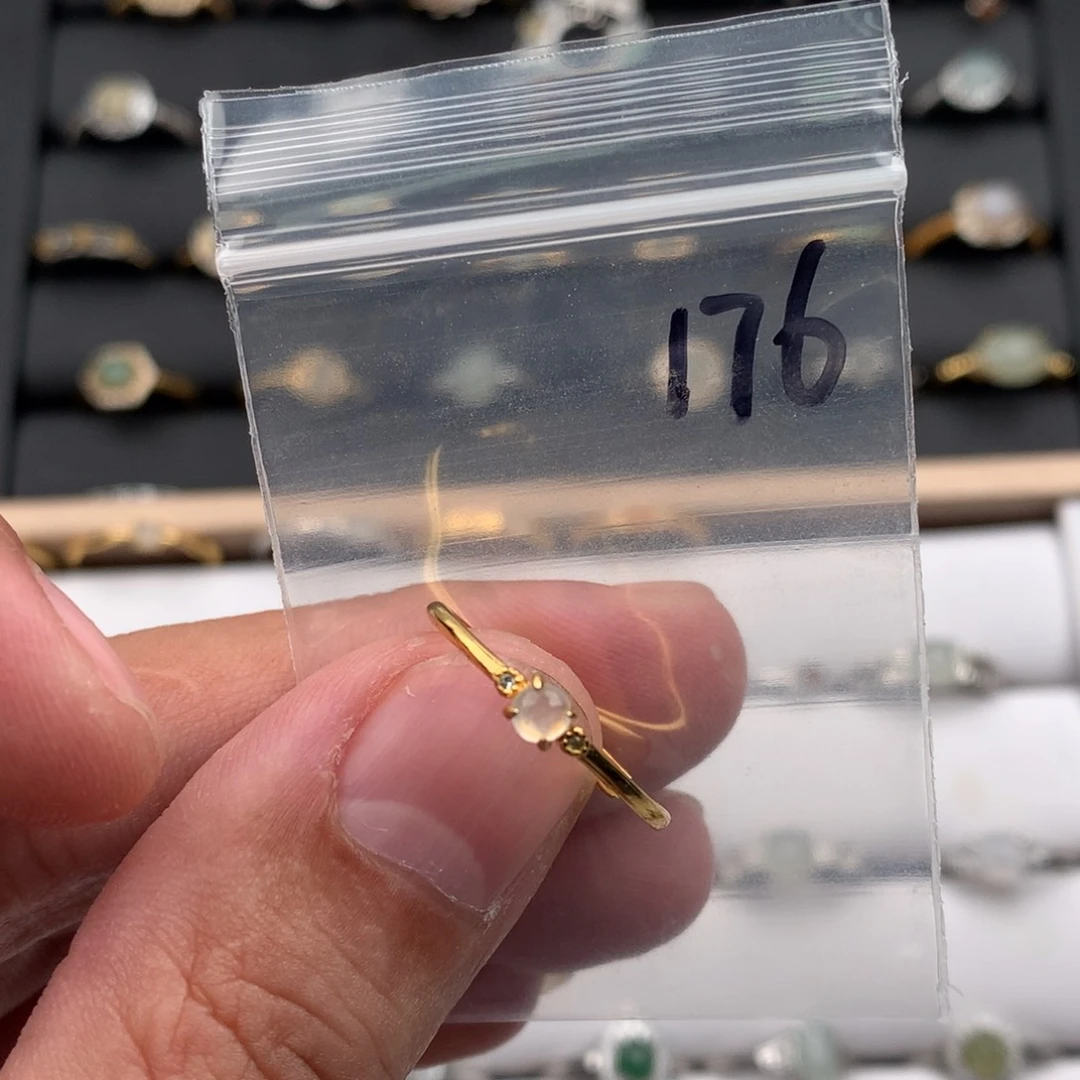 翡翠未镶嵌戒圈176