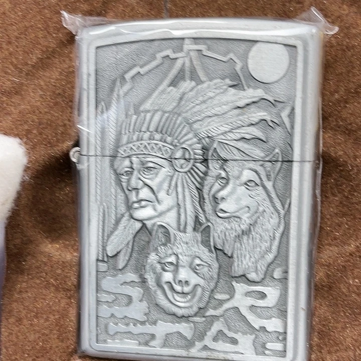 【闪购商品】地球印第安两只狼