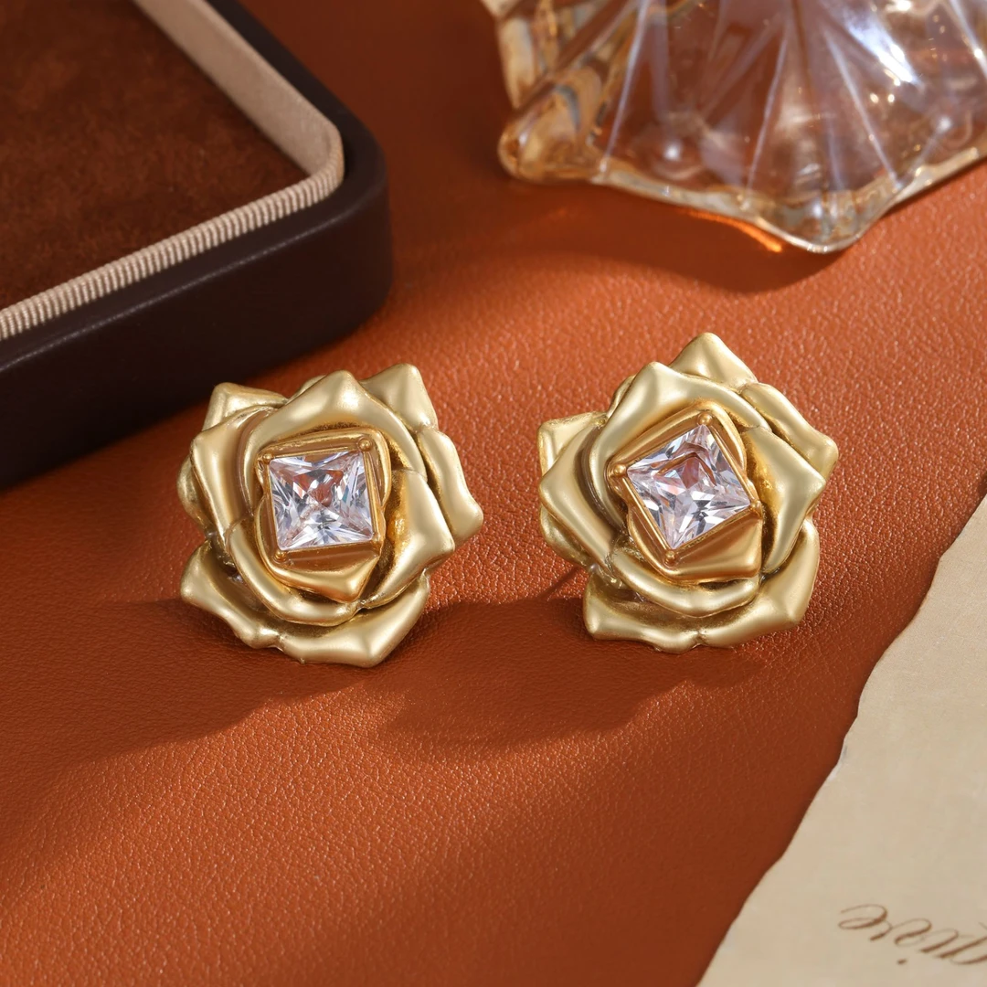 合金珐琅耳饰 2134优雅气质百搭法式复古气质中古精致素款耳钉