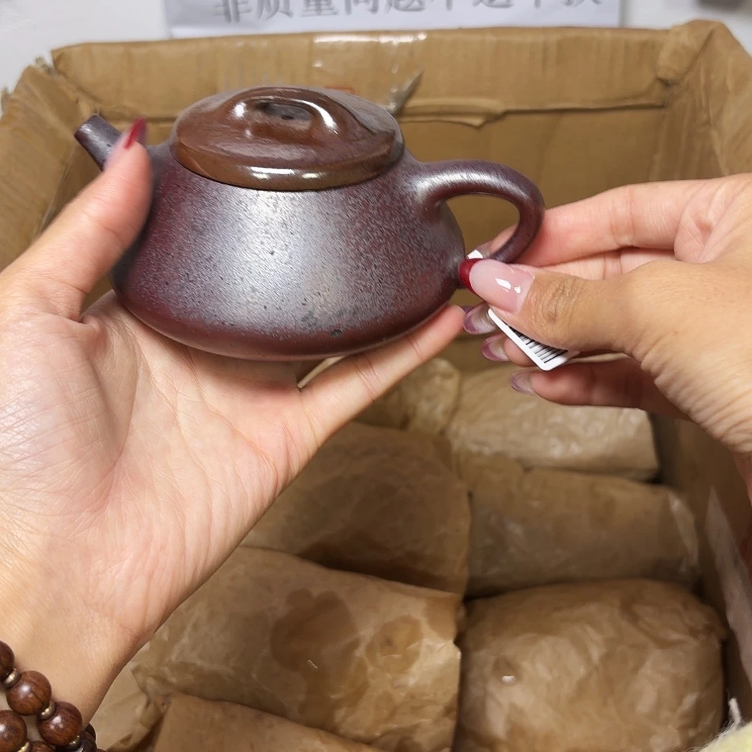 甄选宜兴本土紫砂壶
