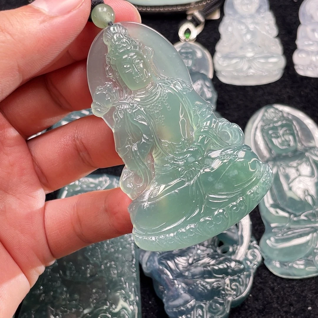 翡翠未镶嵌颈饰5，