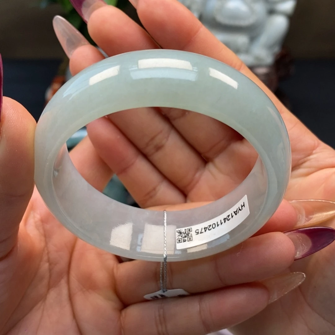 翡翠手镯未镶嵌天然