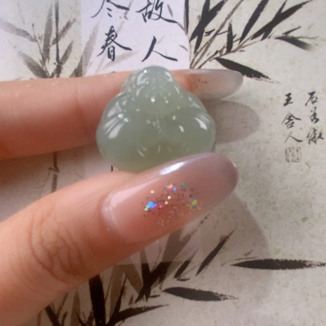 和田玉未镶嵌吊坠(赠链)