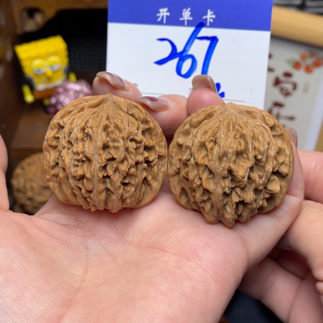 桃核把件平谷楼43精修。李