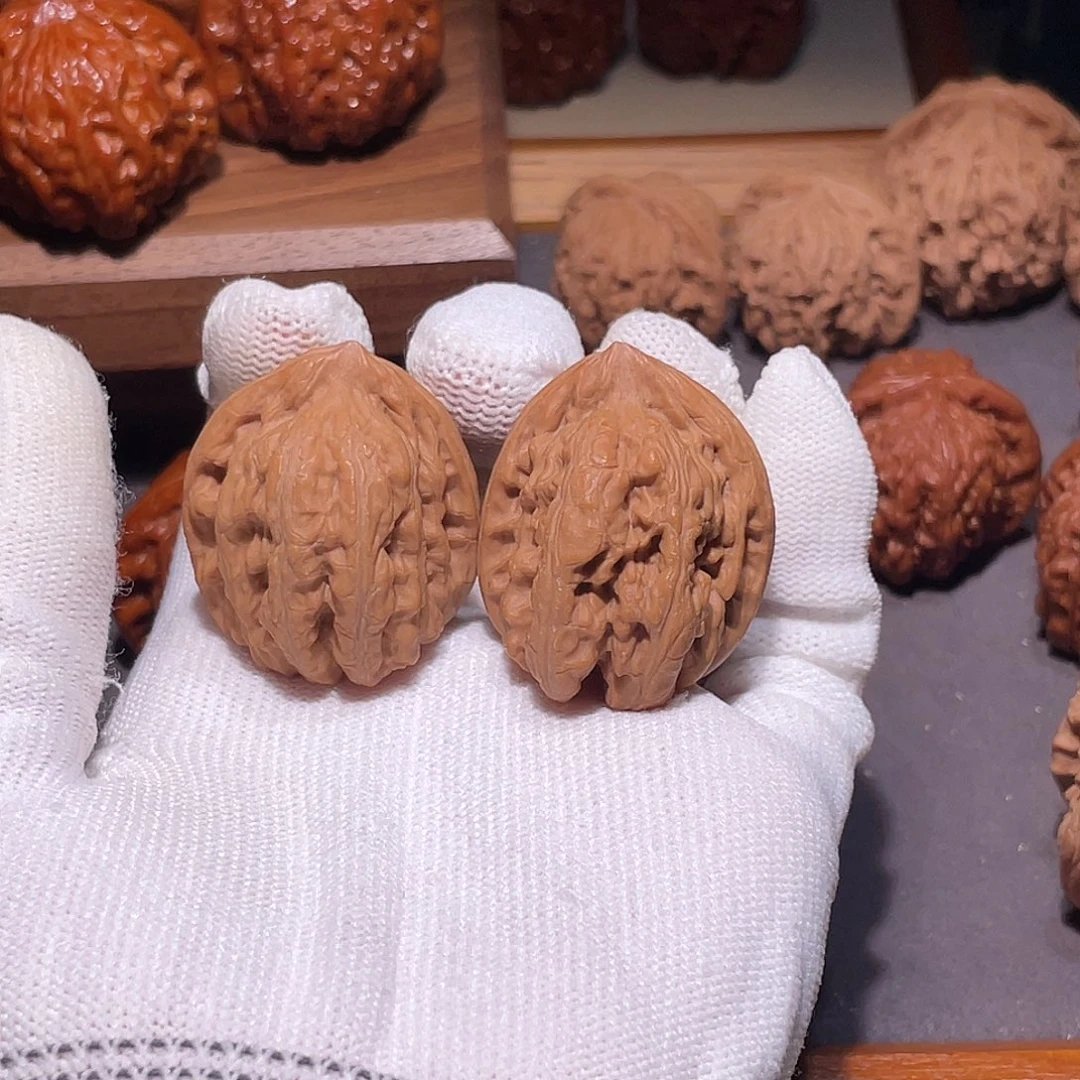 文玩核桃把件赤龙鸡心5759。32 36